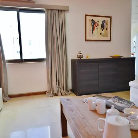 Large St Julians Central 2 Apartamento