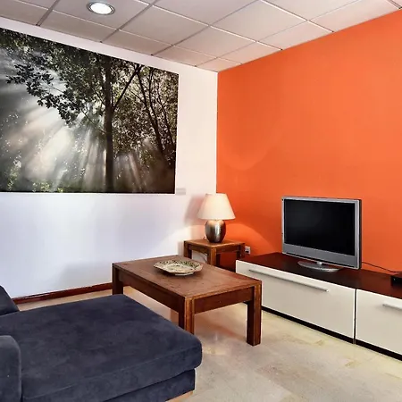 Large St Julians Central 2 Apartment